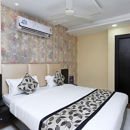 Hotel O Laxmi Privilege Inn قاليور المظهر الخارجي الصورة