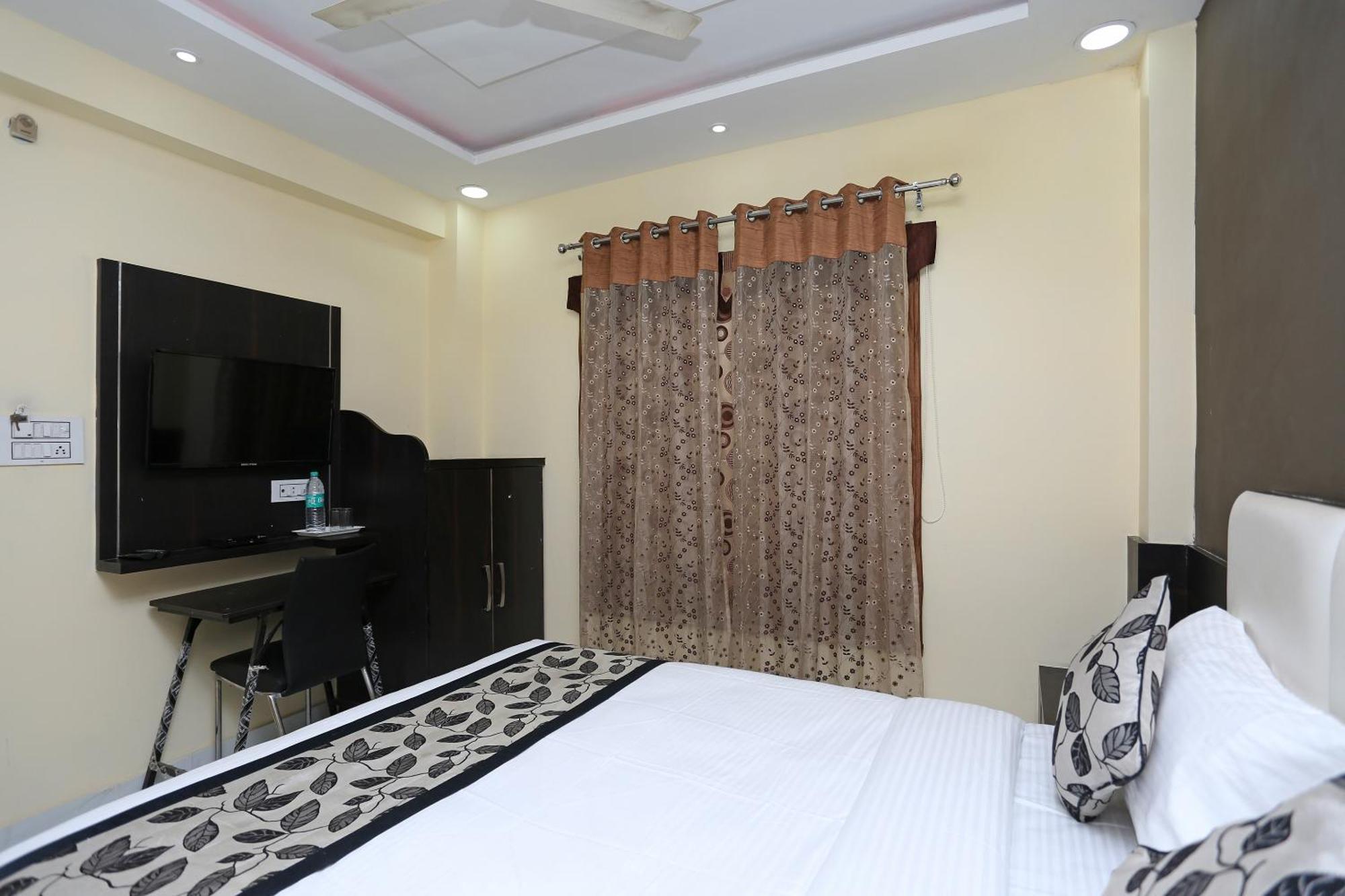 Hotel O Laxmi Privilege Inn قاليور المظهر الخارجي الصورة
