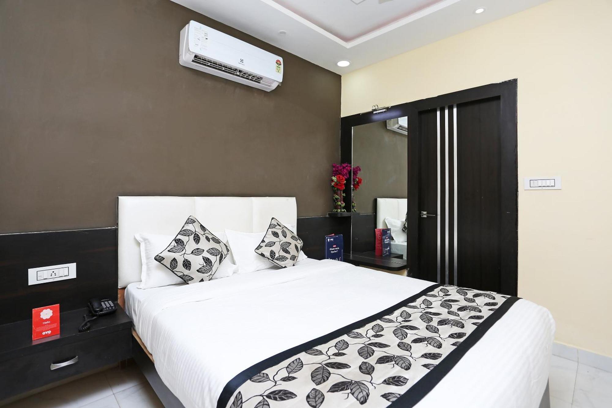Hotel O Laxmi Privilege Inn قاليور المظهر الخارجي الصورة