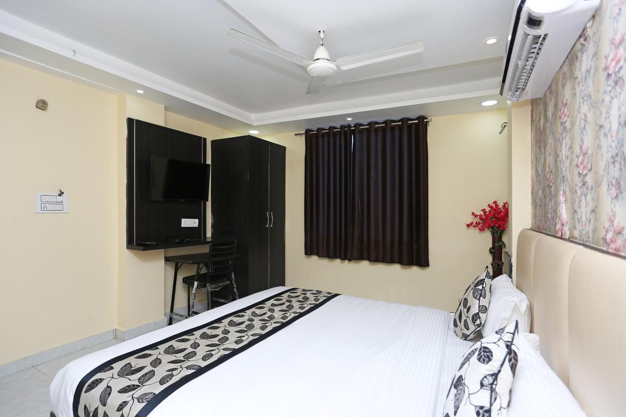 Hotel O Laxmi Privilege Inn قاليور المظهر الخارجي الصورة