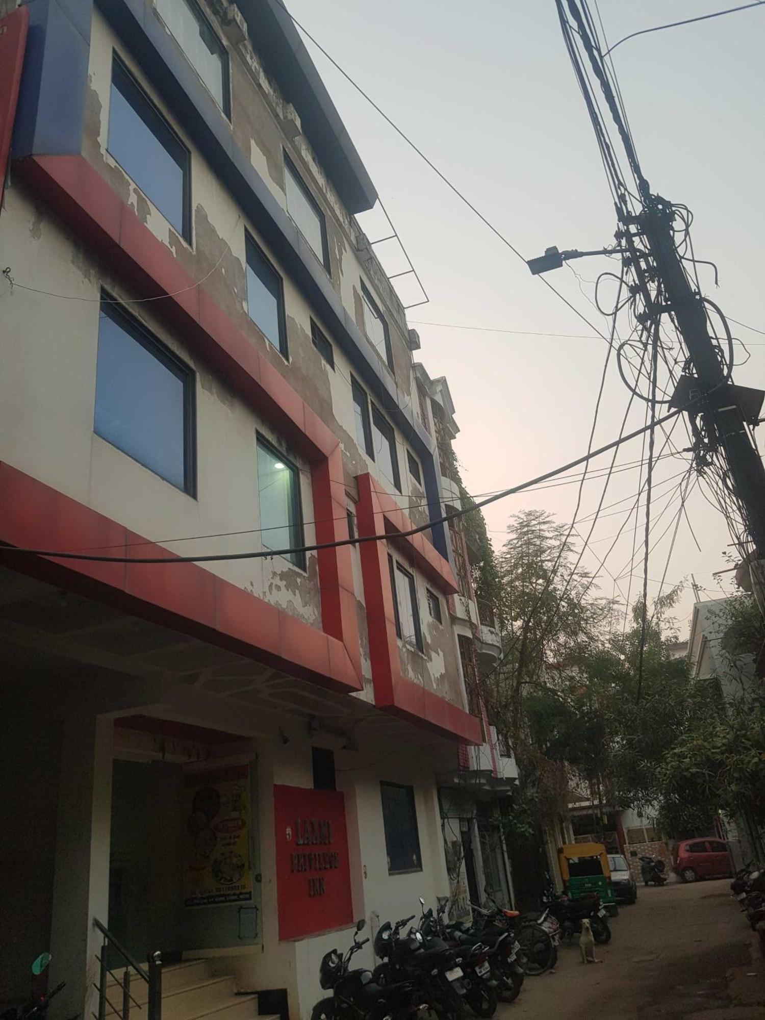 Hotel O Laxmi Privilege Inn قاليور المظهر الخارجي الصورة